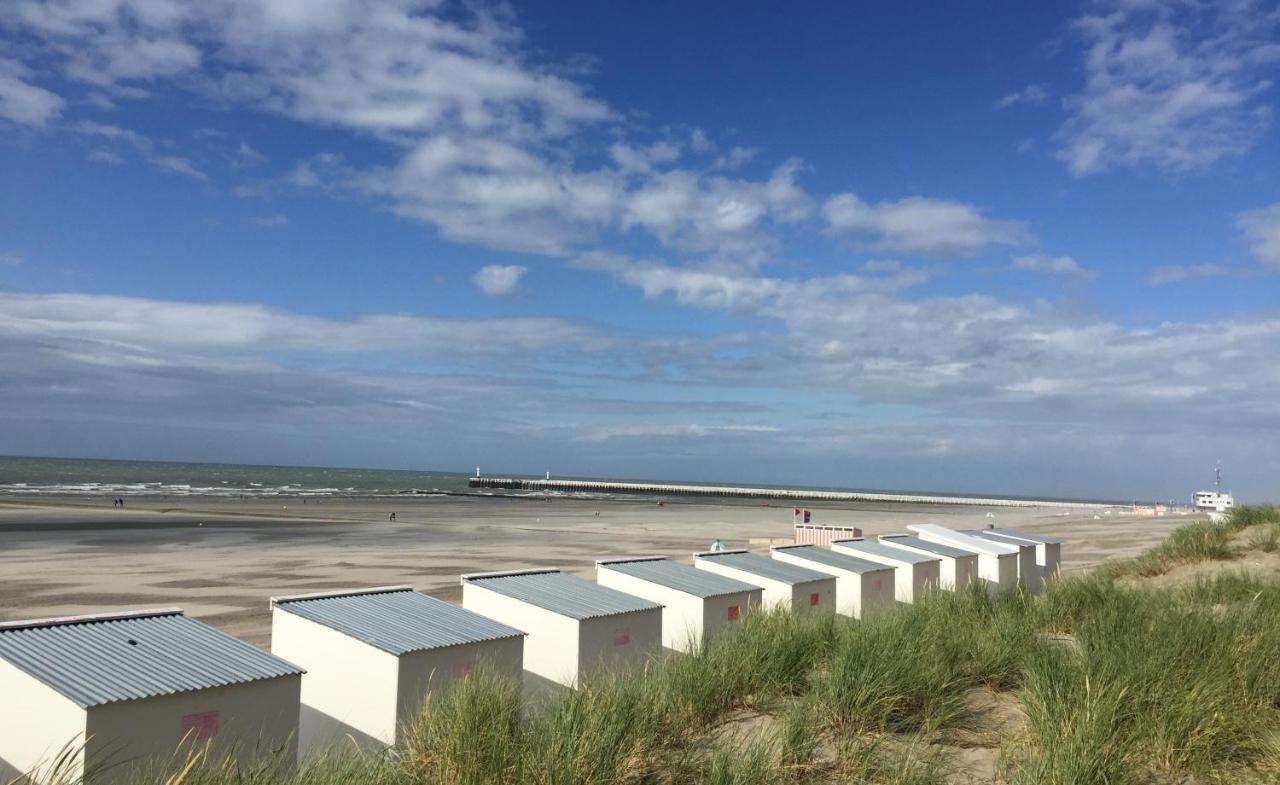 Penthousestudio Gaudi Met Zonneterras En Zicht Op Zee Apartment นิวว์ปอร์ท ภายนอก รูปภาพ